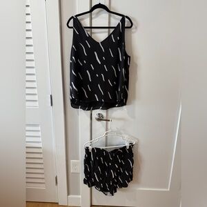 LOFT Monochrome Patterned Top and Shorts Set